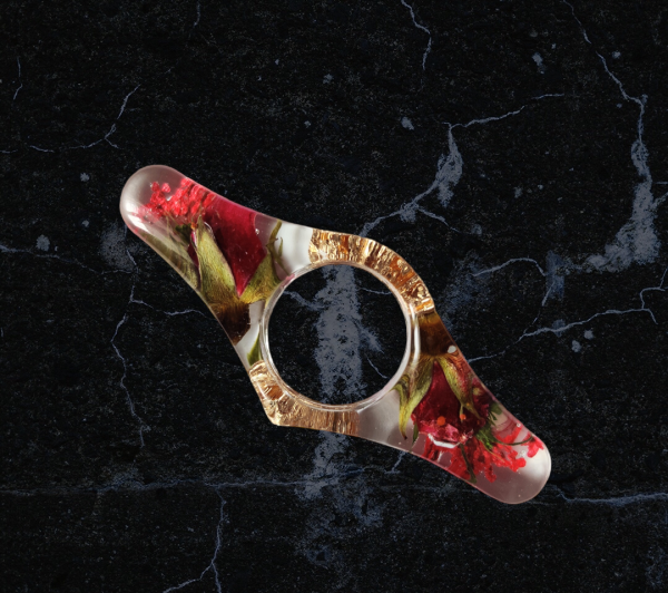 Resin page holder(Red Roses)