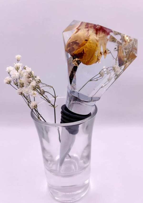 Wine bottle stopper (Rose and Babies breath version 2)